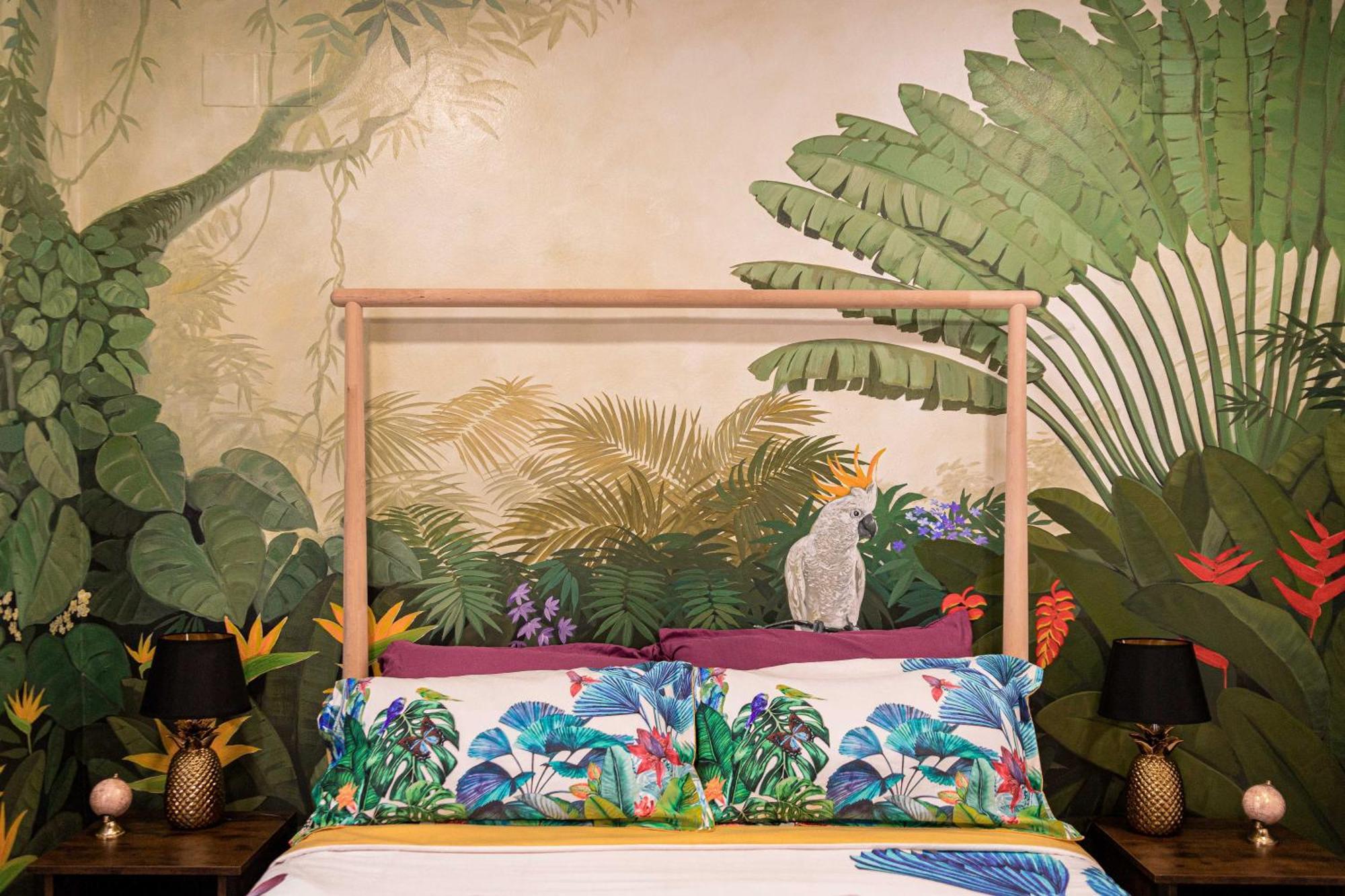 Artistic Flat Next To Ruzafa Welcome To The Jungle บาเลนเซีย ภายนอก รูปภาพ