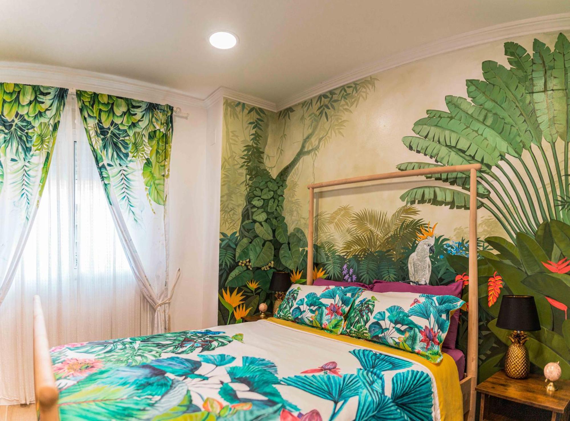 Artistic Flat Next To Ruzafa Welcome To The Jungle บาเลนเซีย ภายนอก รูปภาพ